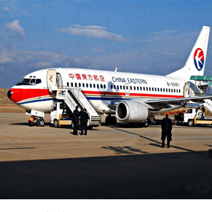 中川航空货运航空快运业稳步发展的原因是什么？